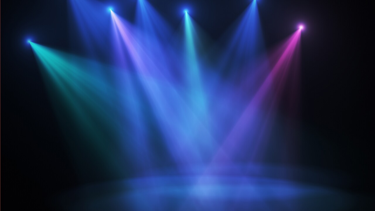 دل به دل؛ روایتی از زنانگی، خلاقیت و امید دل به دل؛ روایتی از زنانگی، خلاقیت و امید